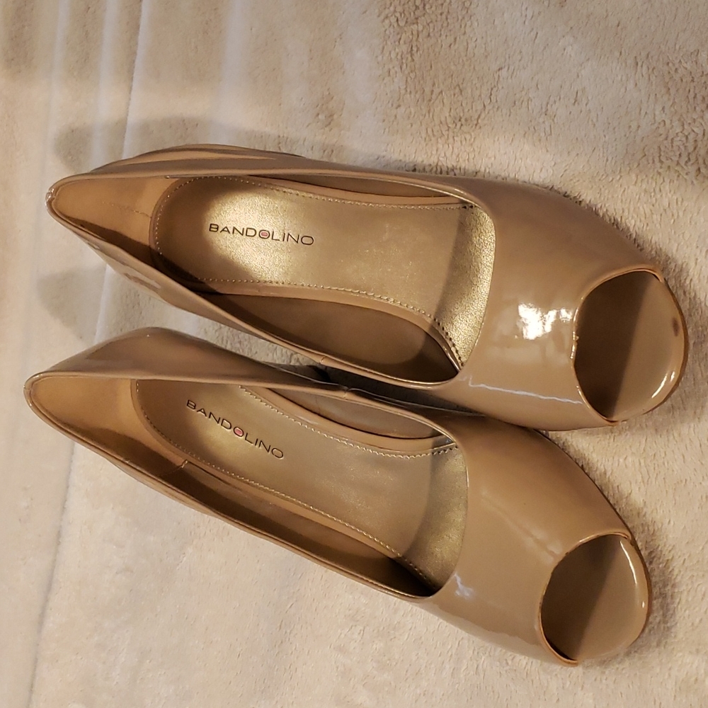 Bandolino wedges